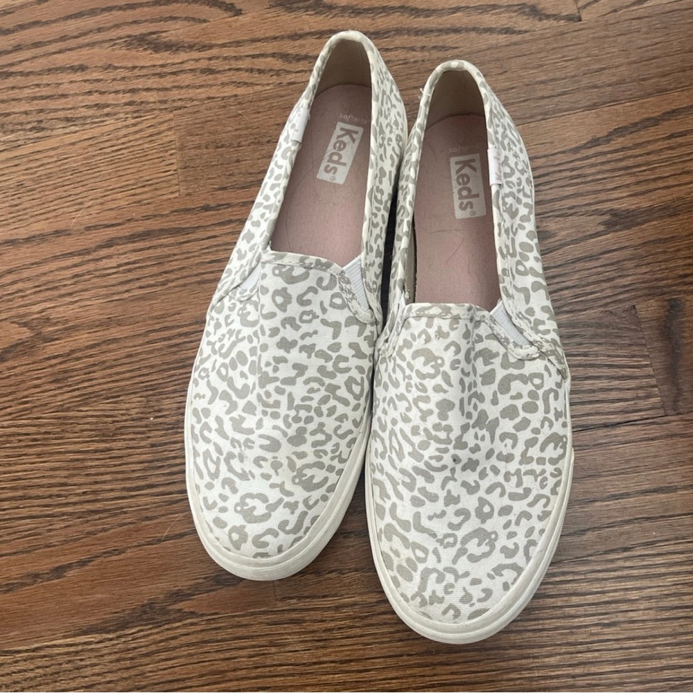 Keds White and Gray Leopard Print Sneakers